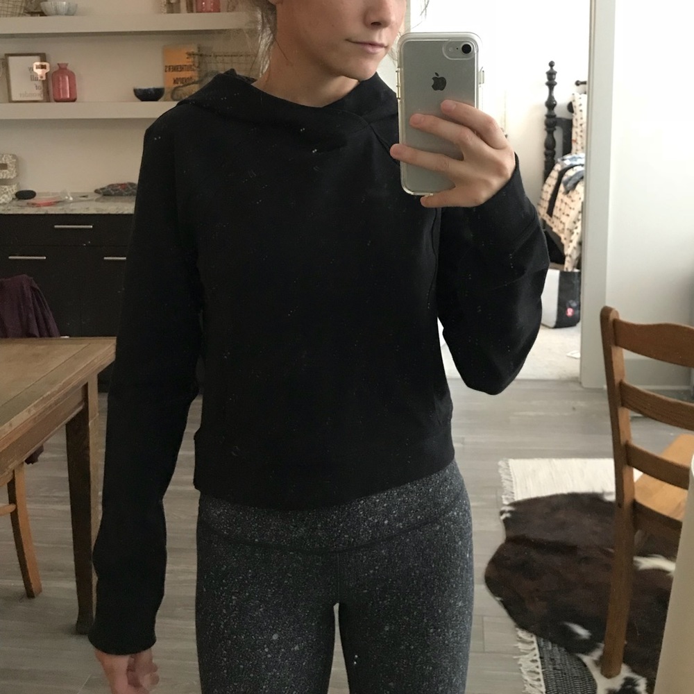 Lululemon cropped hoodie